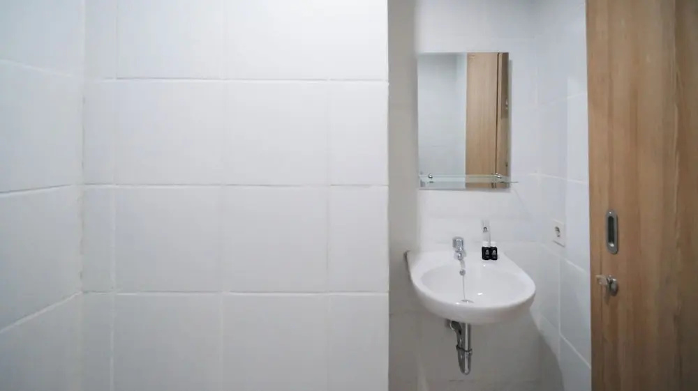Simple And Comfortable Living 1Br At The City Square Apartment