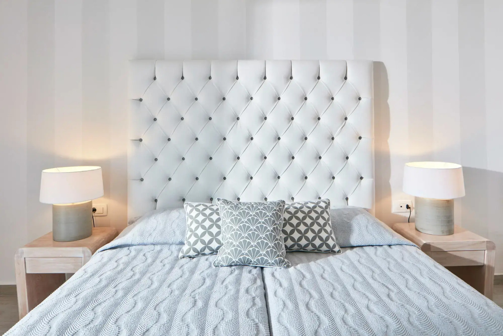 Photo - Santorini Palace