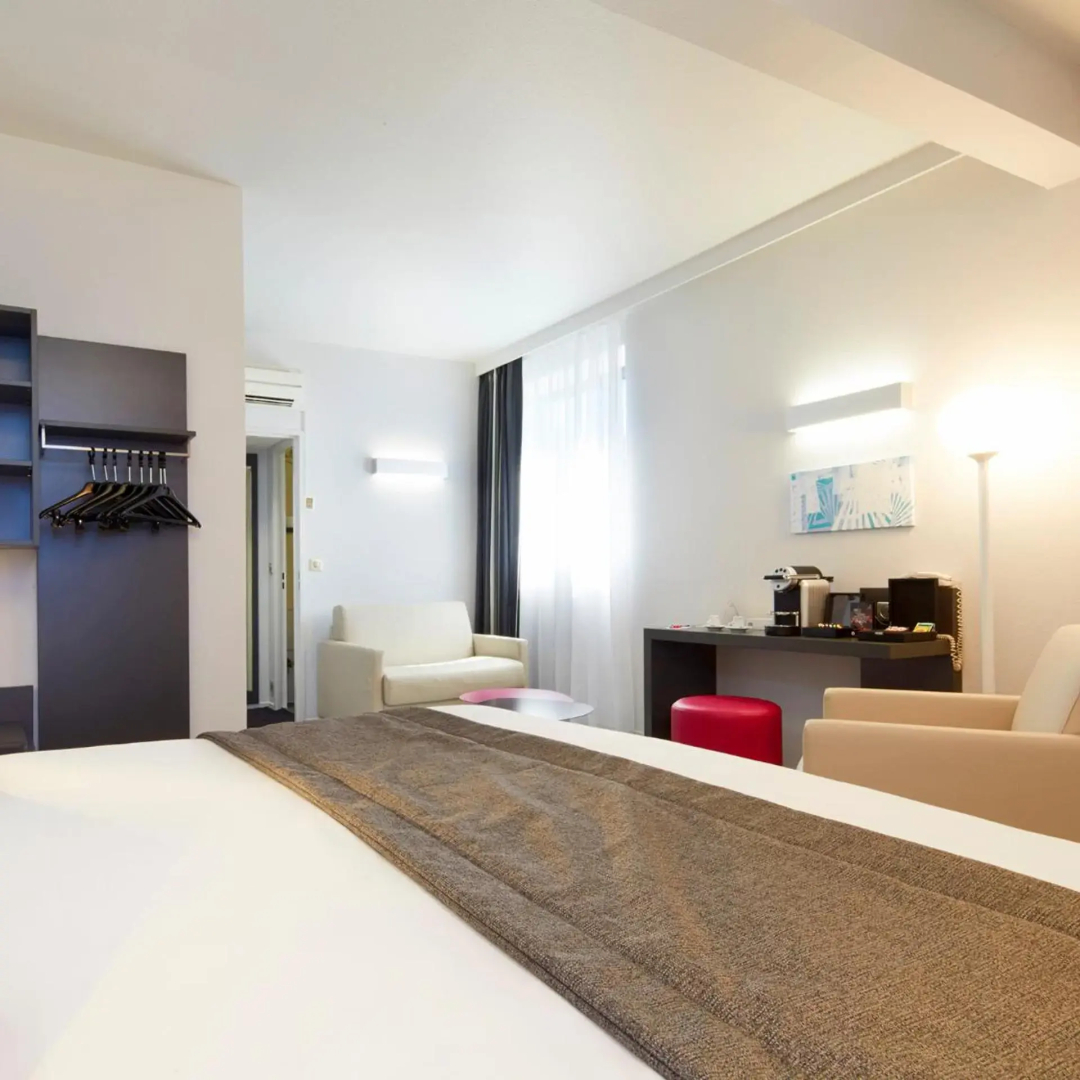 Photo - Kyriad Paris Ouest - Bezons La Défense