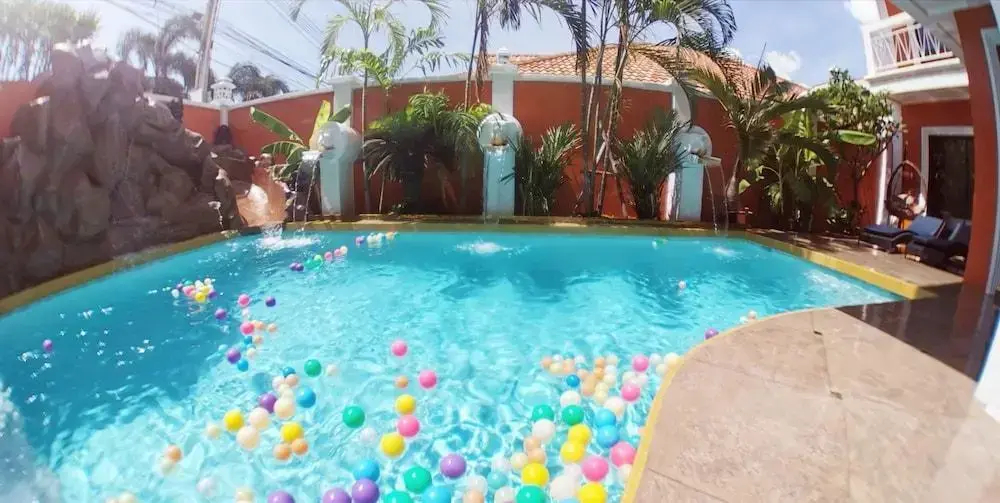 Foto - GOLDLAND Luxury Pool Villa Pattaya Walking Street 8 Bedrooms