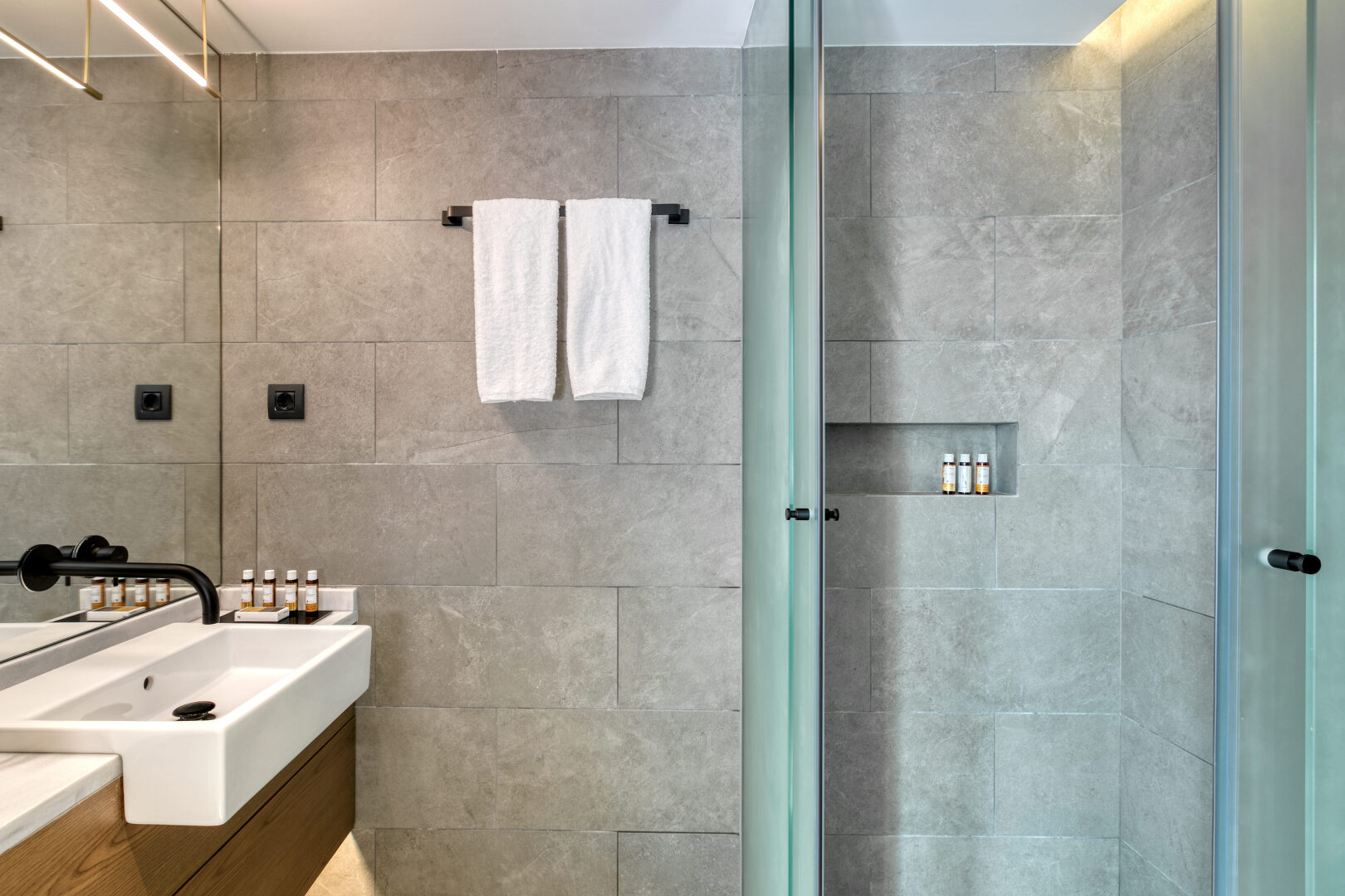 Photo - Bob W Athens Eolou