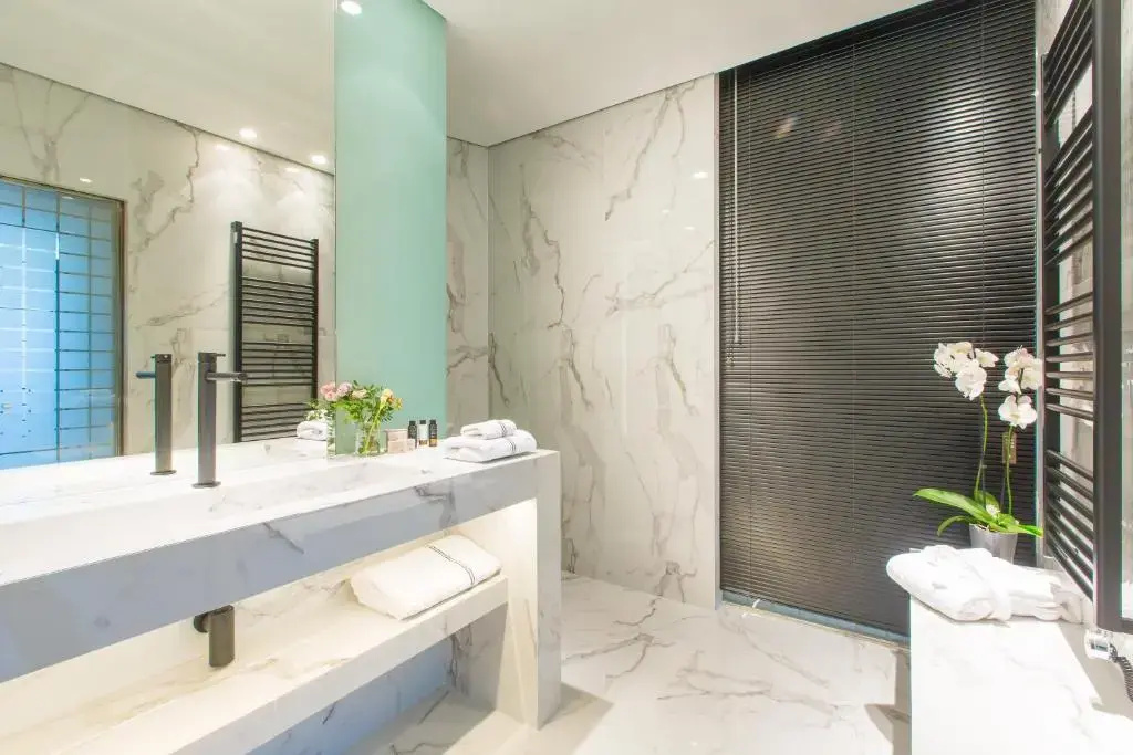 Photo - Pinacota Suites Athens