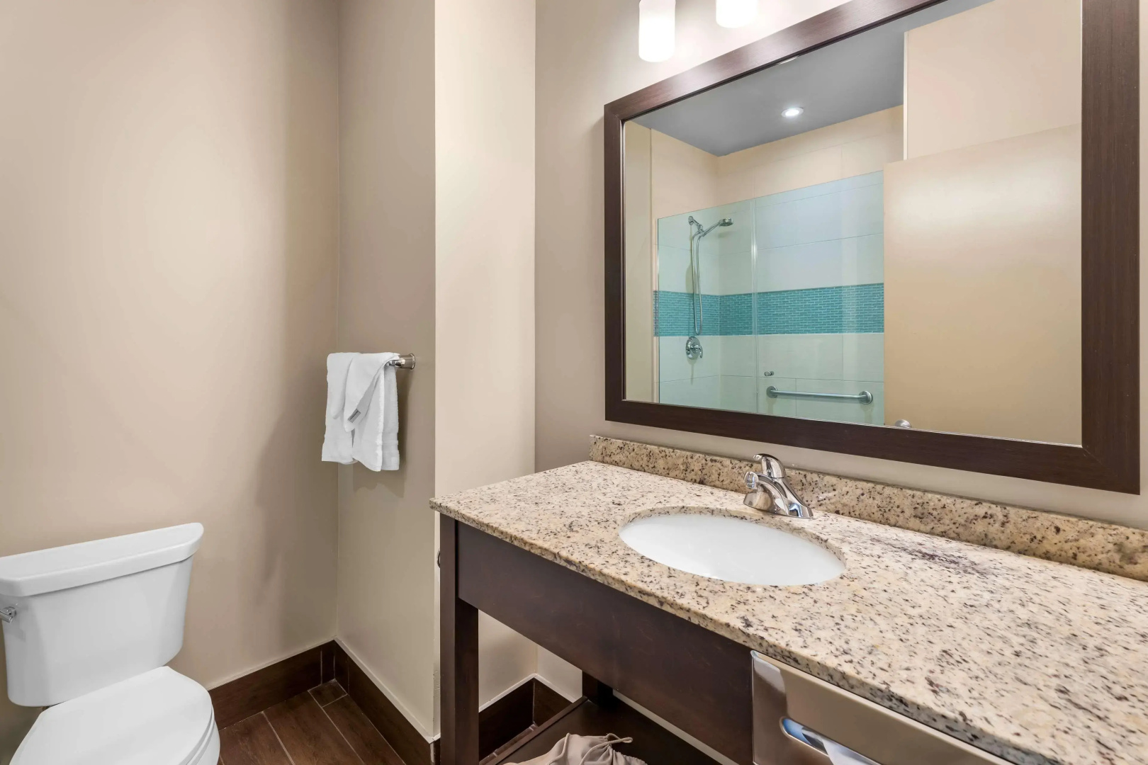 Foto - Best Western Plus Hotel Montreal