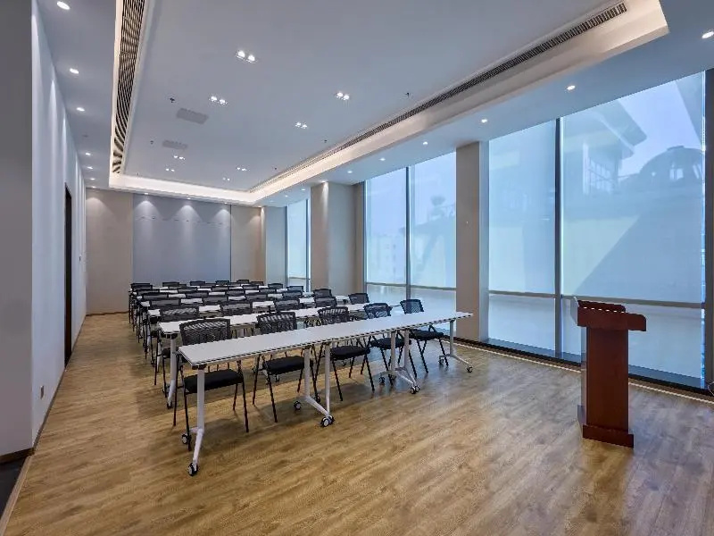 Photo - Crowne Plaza Phnom Penh by IHG