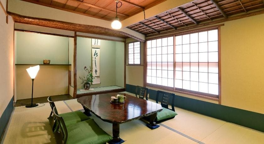 Foto - Mitsuki Kyoto