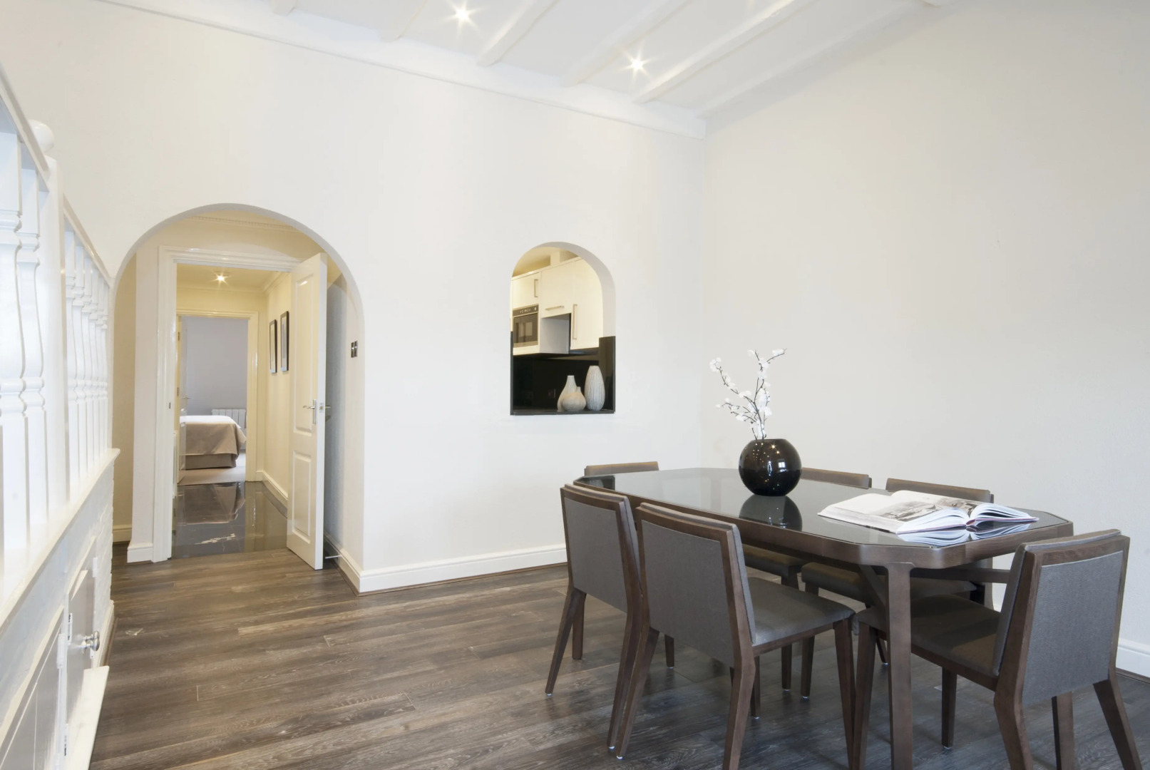 Foto - Queensgate Court Apartments