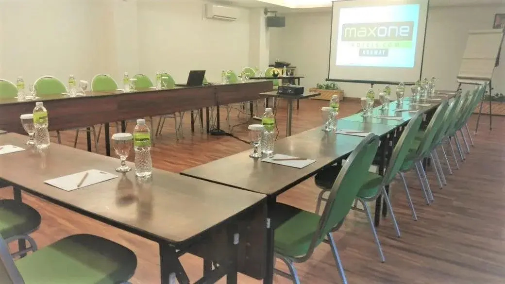 Photo - MaxoneHotels at Kramat