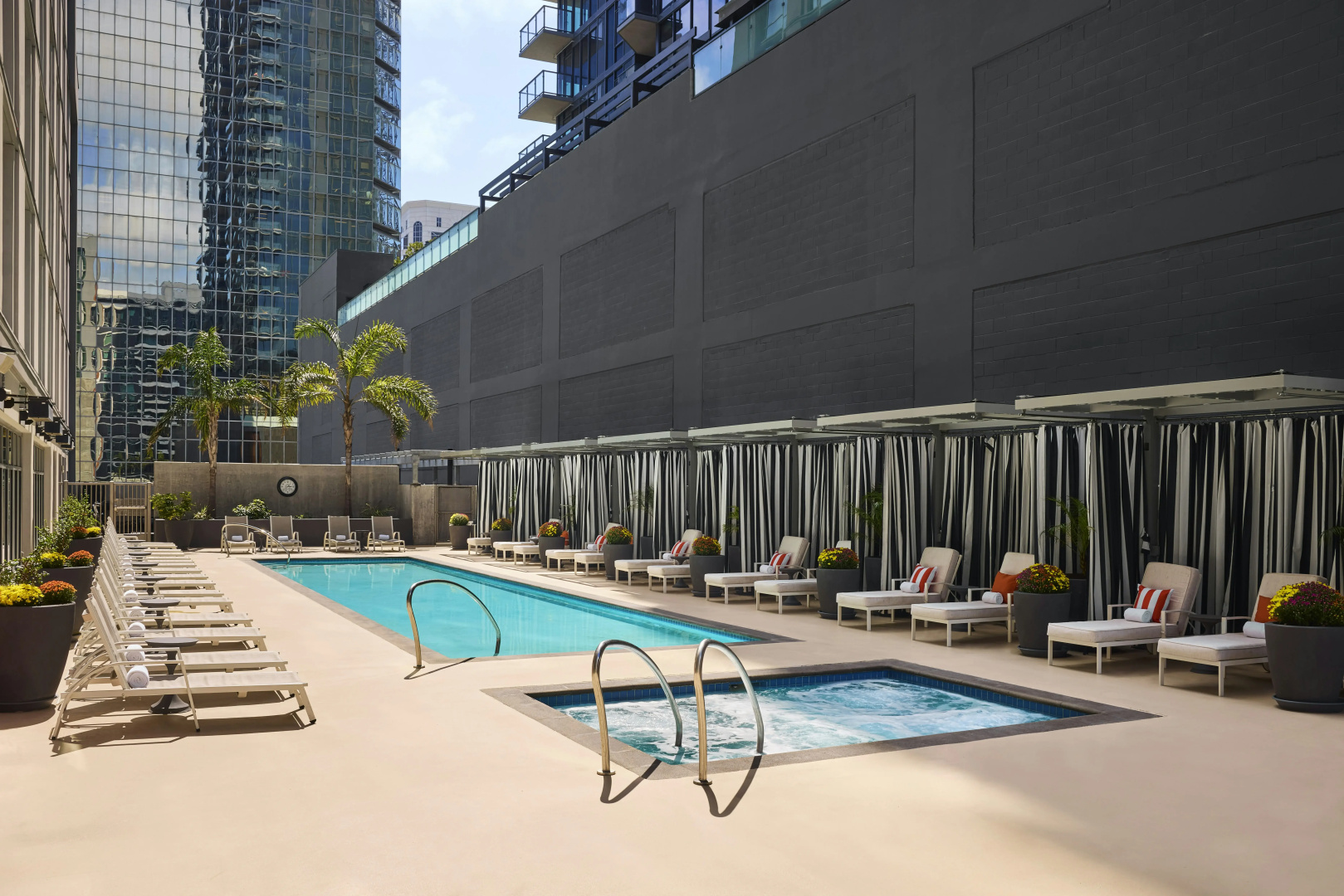 Foto - Carte Hotel San Diego Downtown, Curio Collection by Hilton