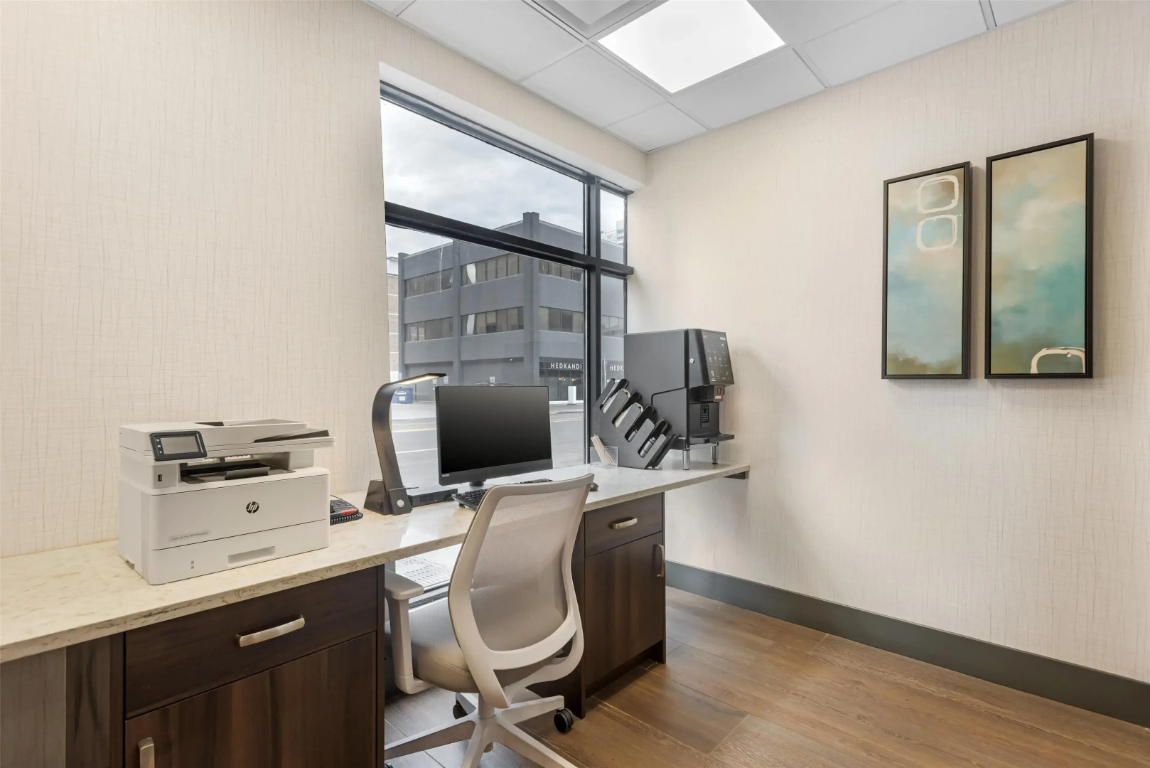 Photo - Best Western Plus Suites Downtown
