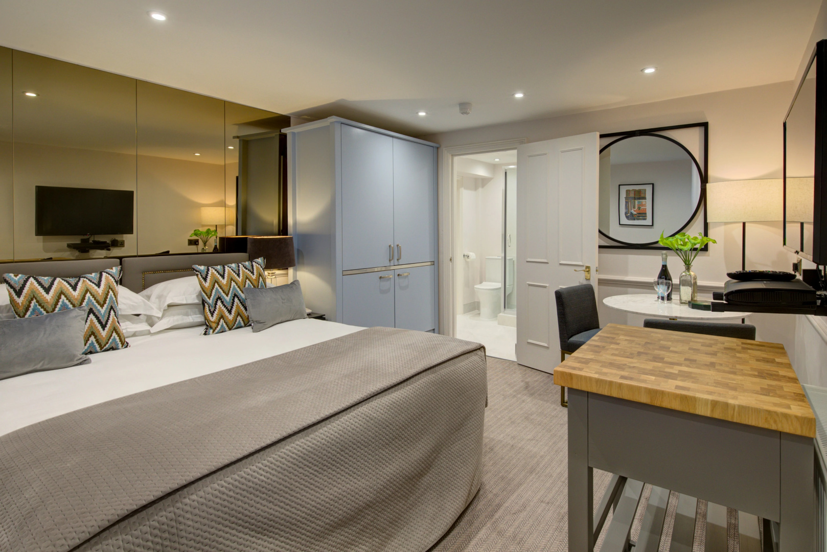 Photo - Collingham Serviced Apartments