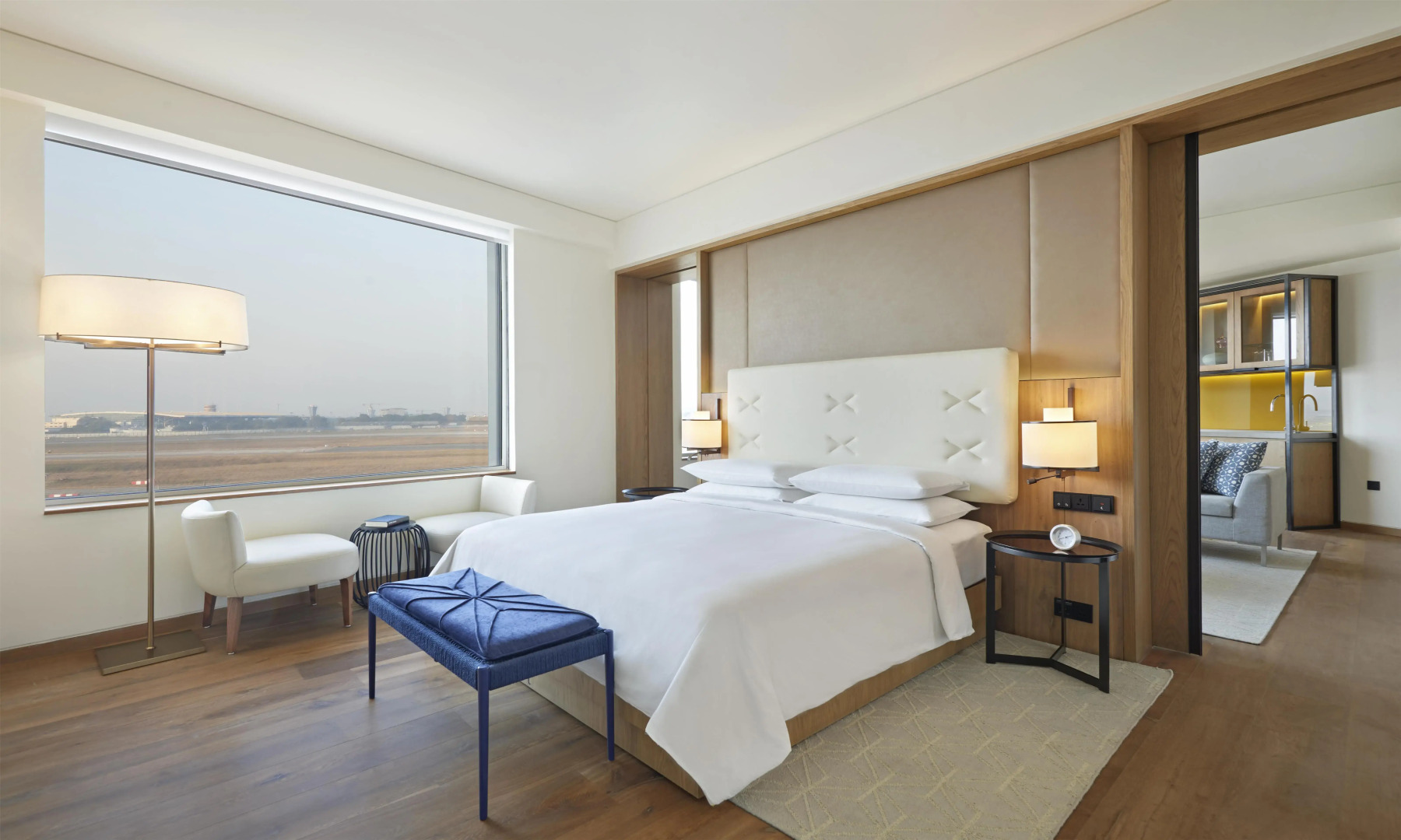 Photo - Andaz Delhi, by Hyatt