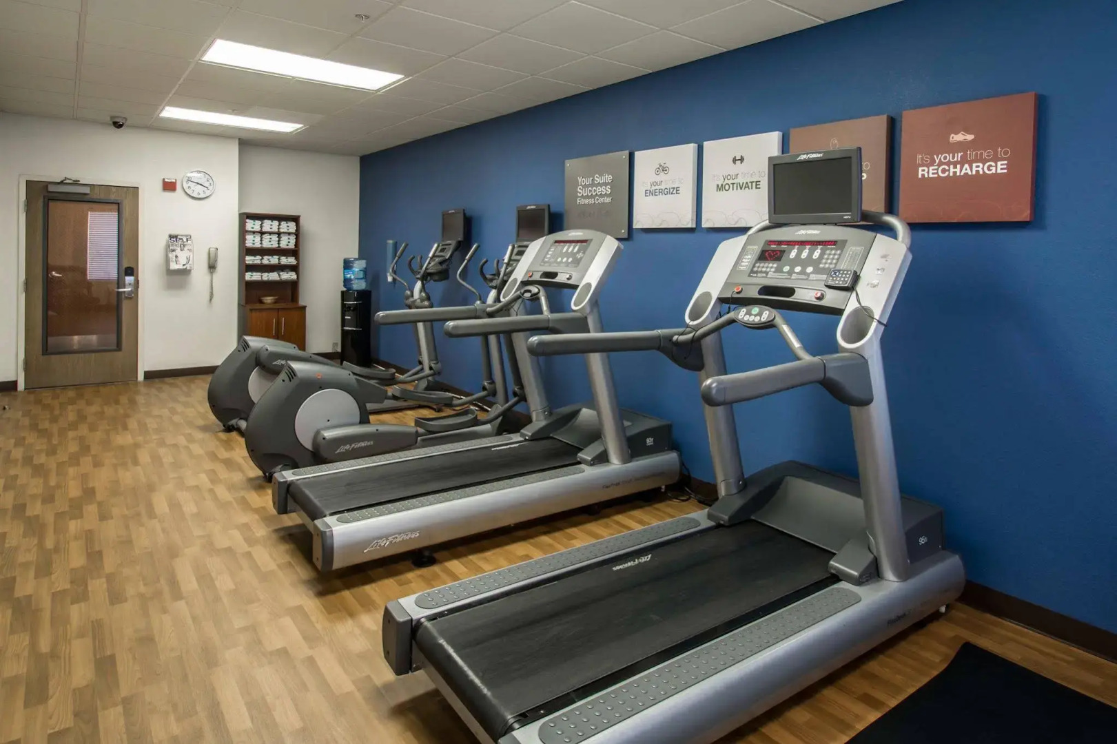 Photo - Comfort Suites Near Universal Orlando Resort