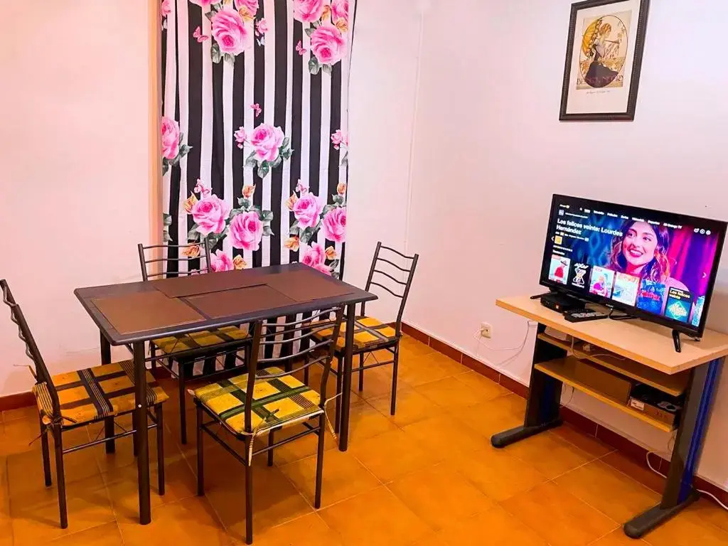 Photo - Don Quijote APARTAMENTS TPH Madrid