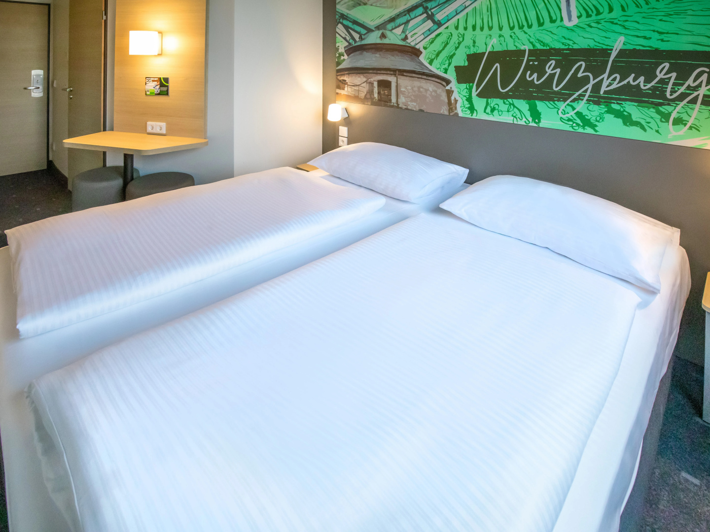 Foto - B&B HOTEL Würzburg-Ost