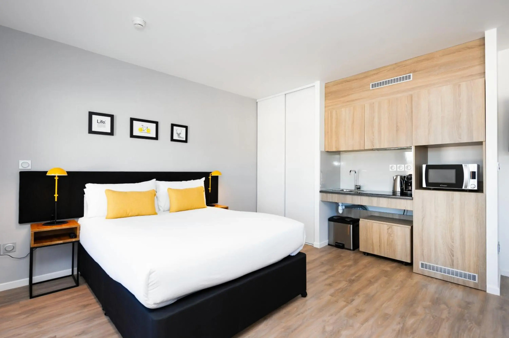 Photo - Staycity Aparthotels near Disneyland Paris