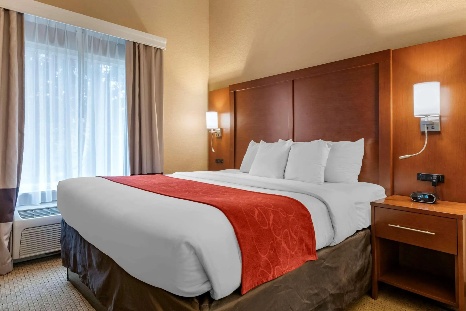 Photo - Comfort Suites Orlando Airport