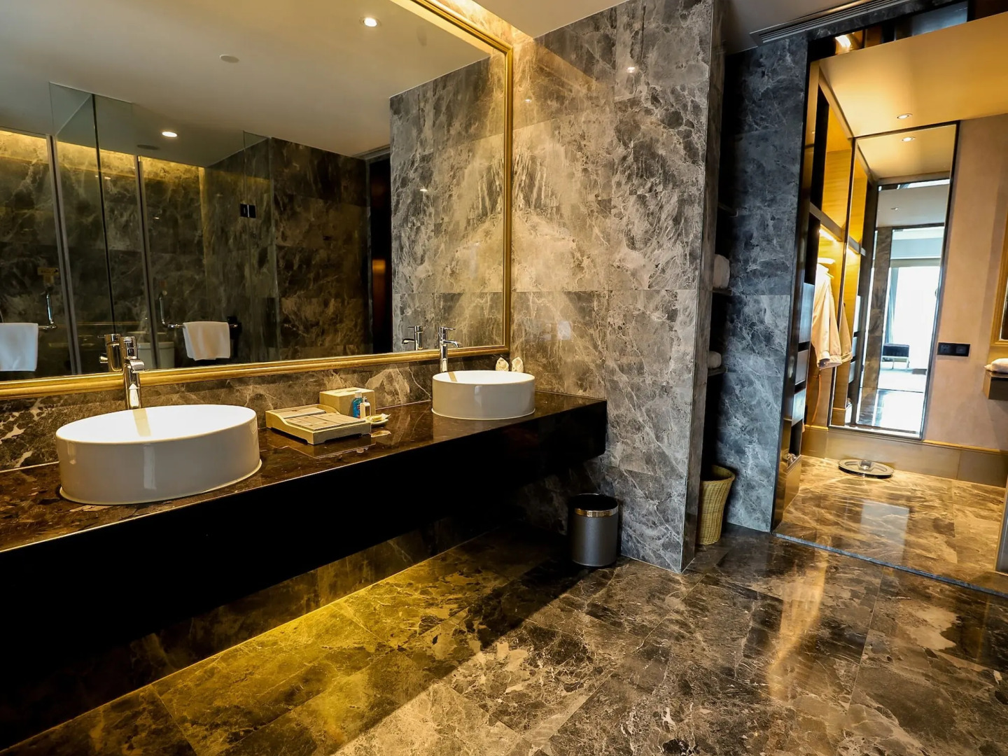 Photo - Rhombus Park Aura Chengdu Hotel