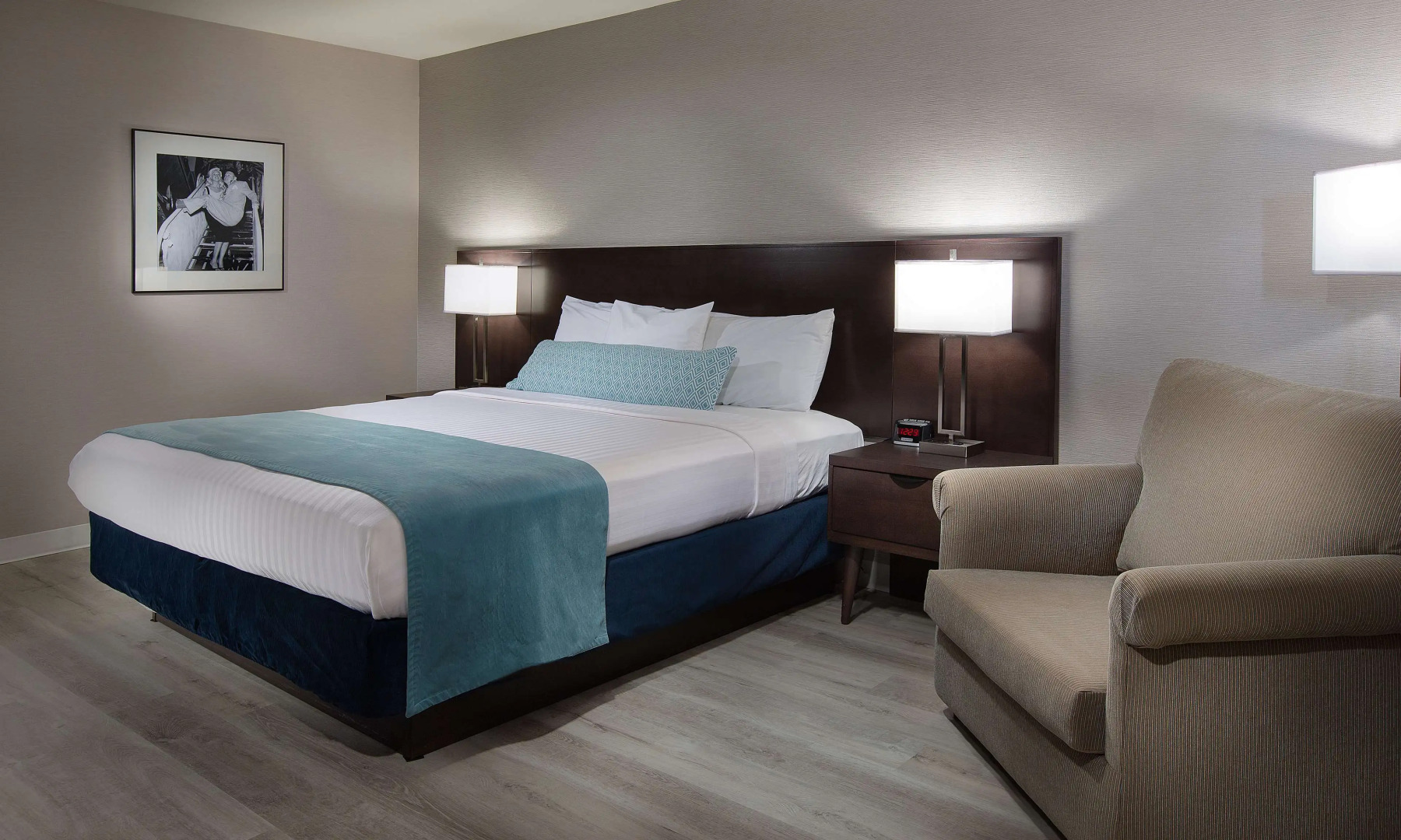 Foto - Safari Inn Burbank-Universal, a Coast Hotel