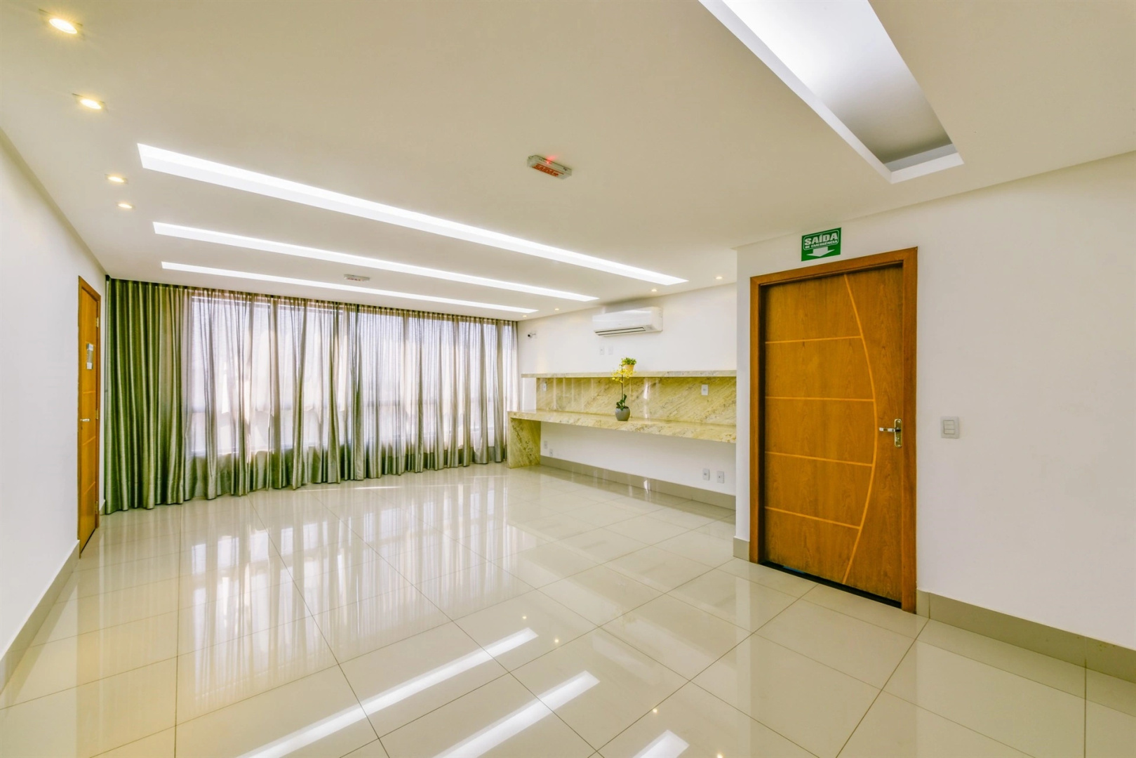 Photo - Plaza Inn Breeze Aeroporto