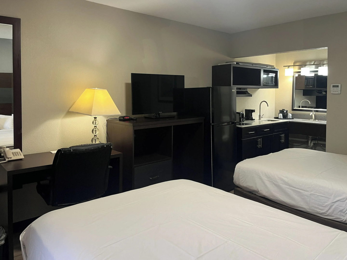 Photo - Motel 6 Charlotte, NC – Airport South