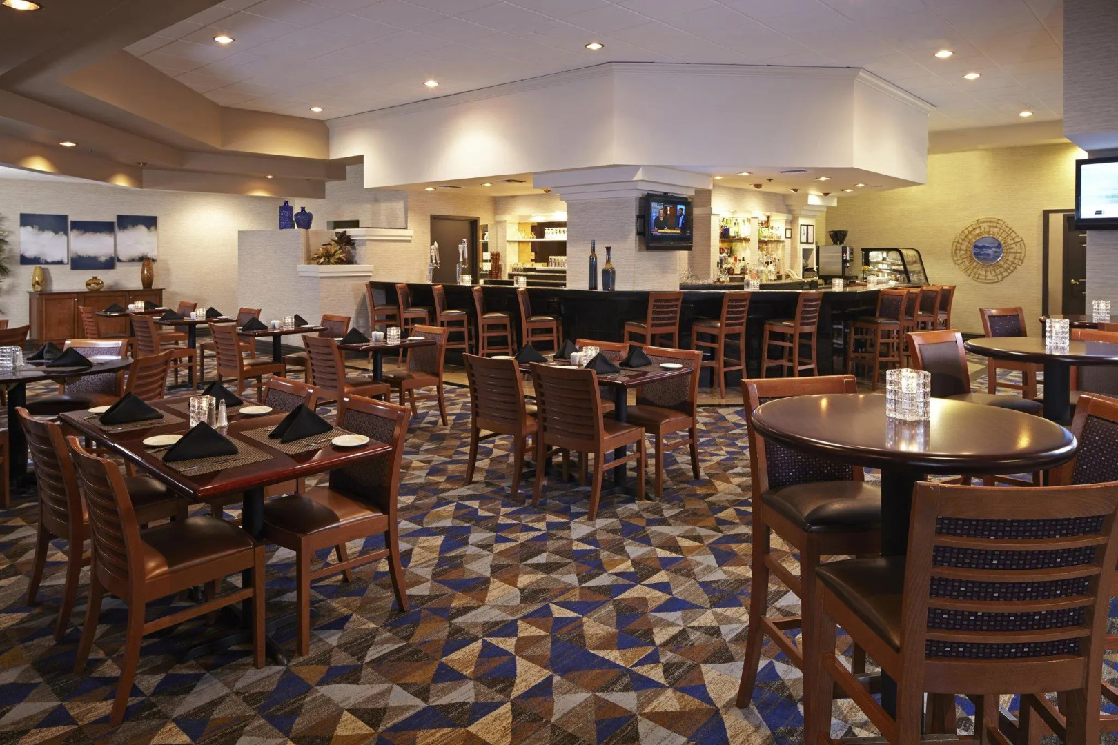 Photo - Embassy Suites Los Angeles - International Airport/North