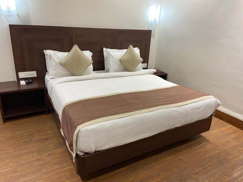 Hotel Sadanand