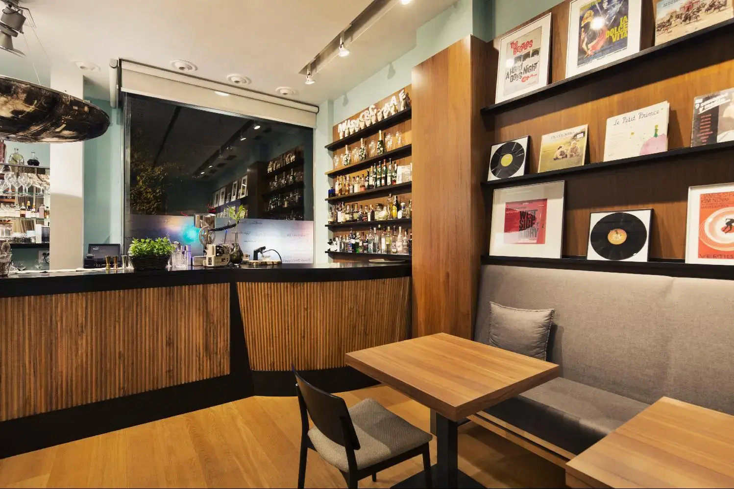 Photo - Hotel Zinema7