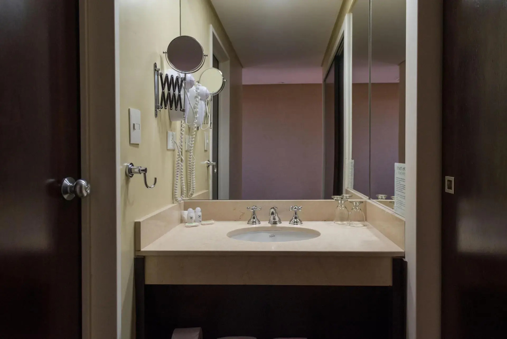 Foto - Rayentray Grand Hotel