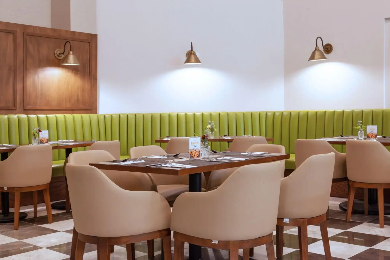 Photo - Plaza Camelinas Hotel