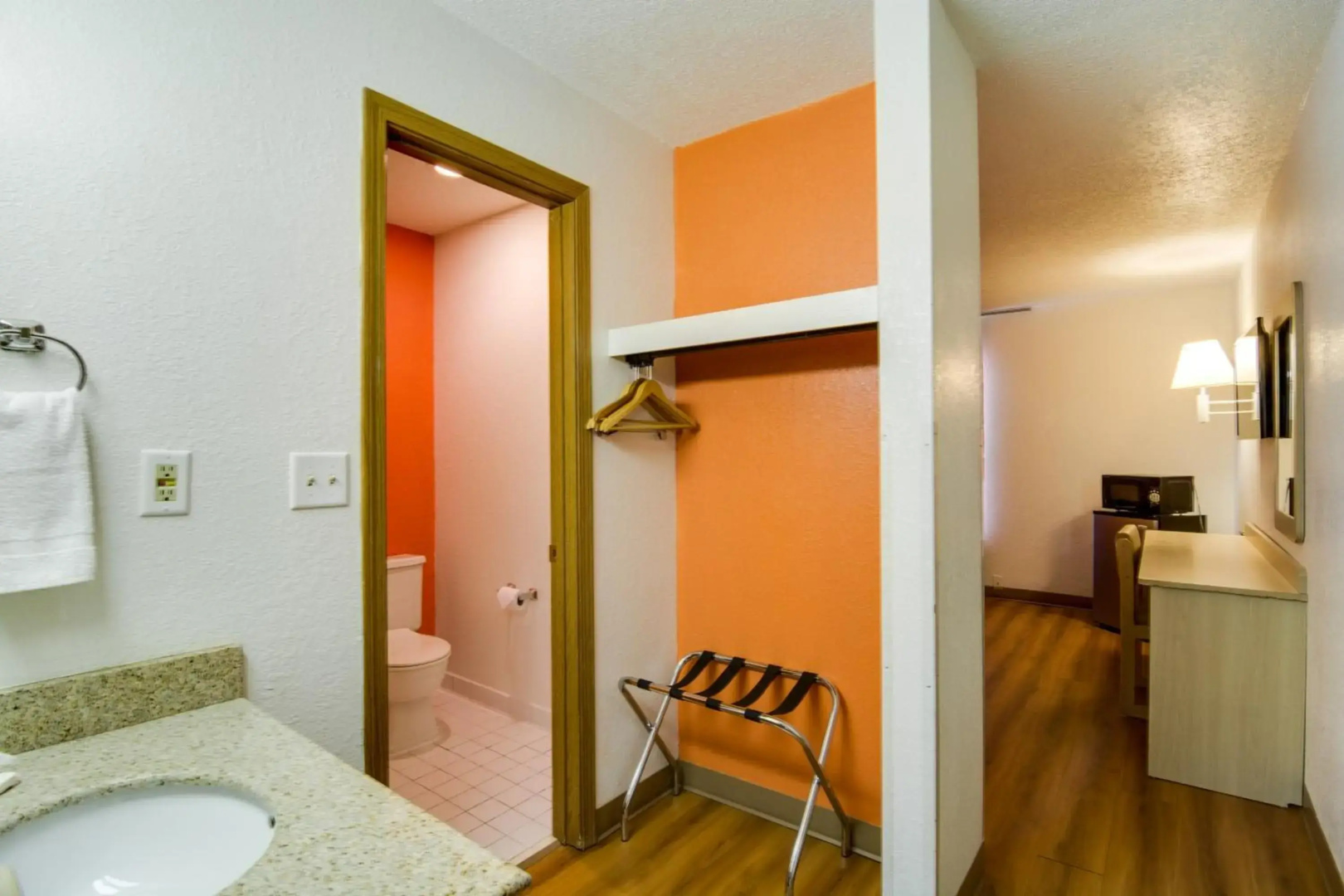 Photo - Motel 6-Waukegan, IL