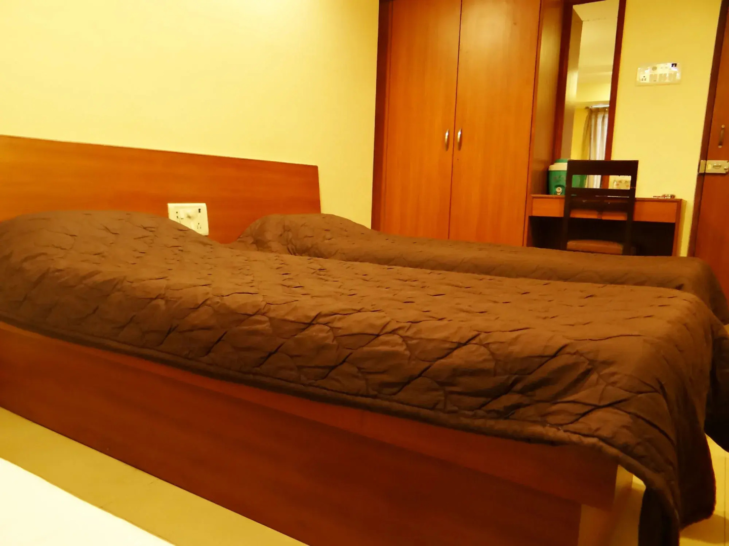 Photo - Hotel Lucky Goregaon