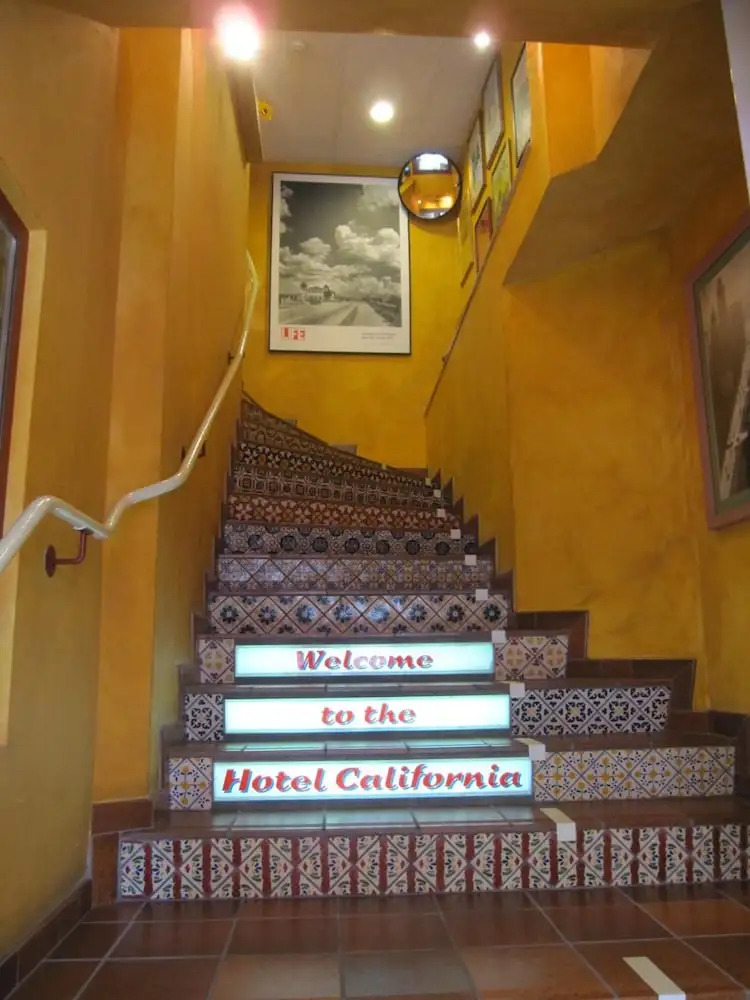 Photo - Hotel California