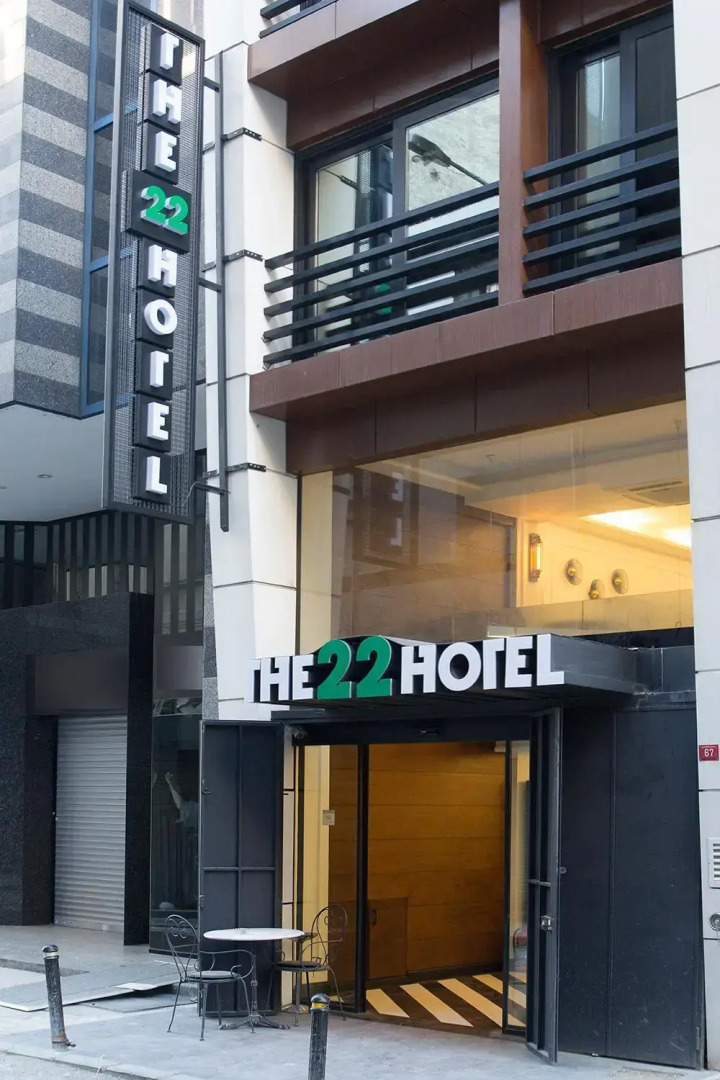 Photo - The 22 Hotel