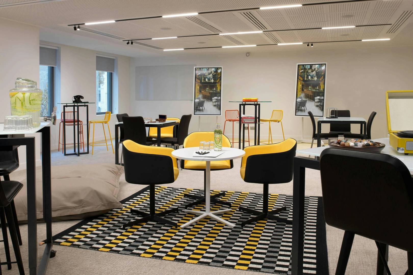 Photo - Courtyard by  Marriott Paris Gare de Lyon