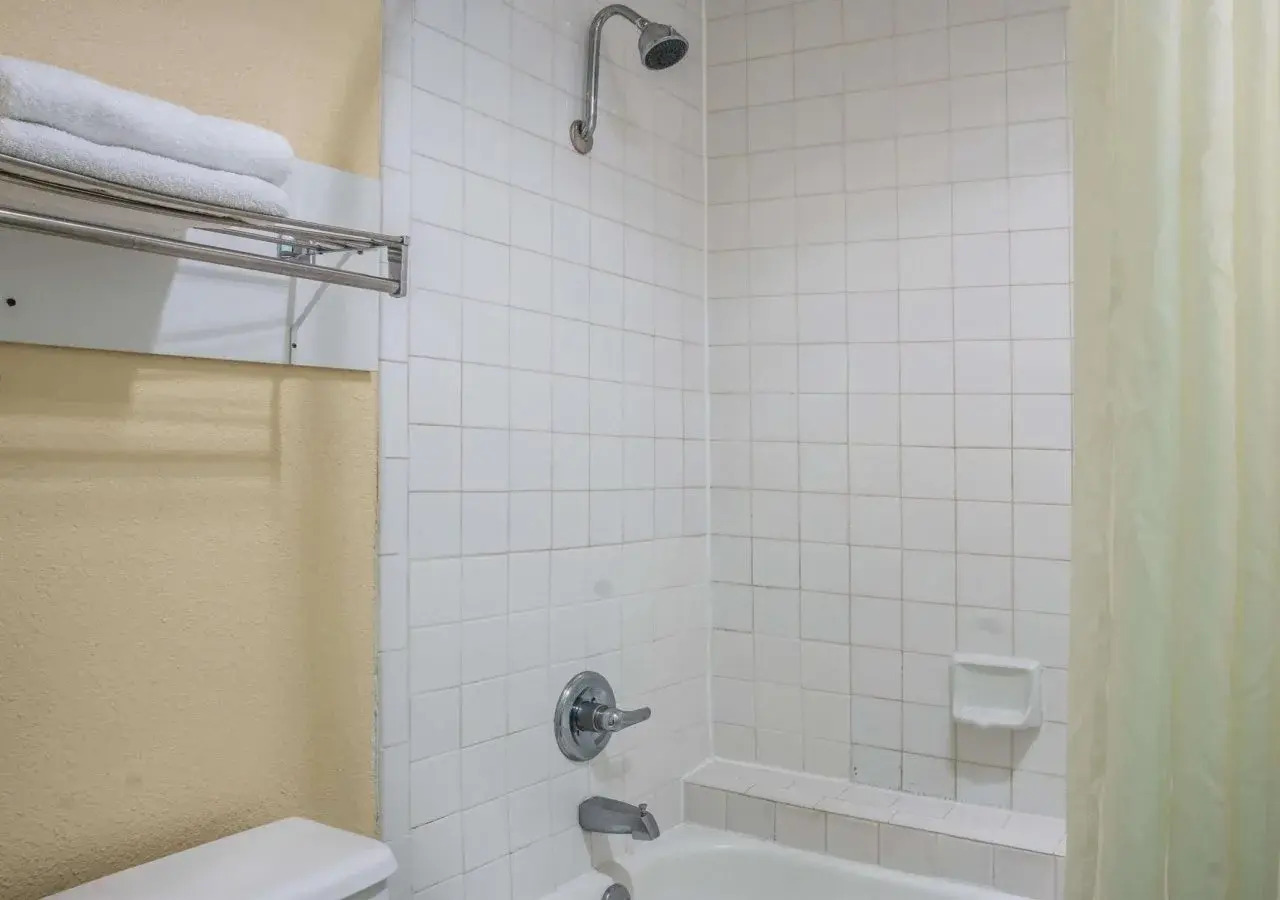 Foto - Super 8 by Wyndham San Marcos