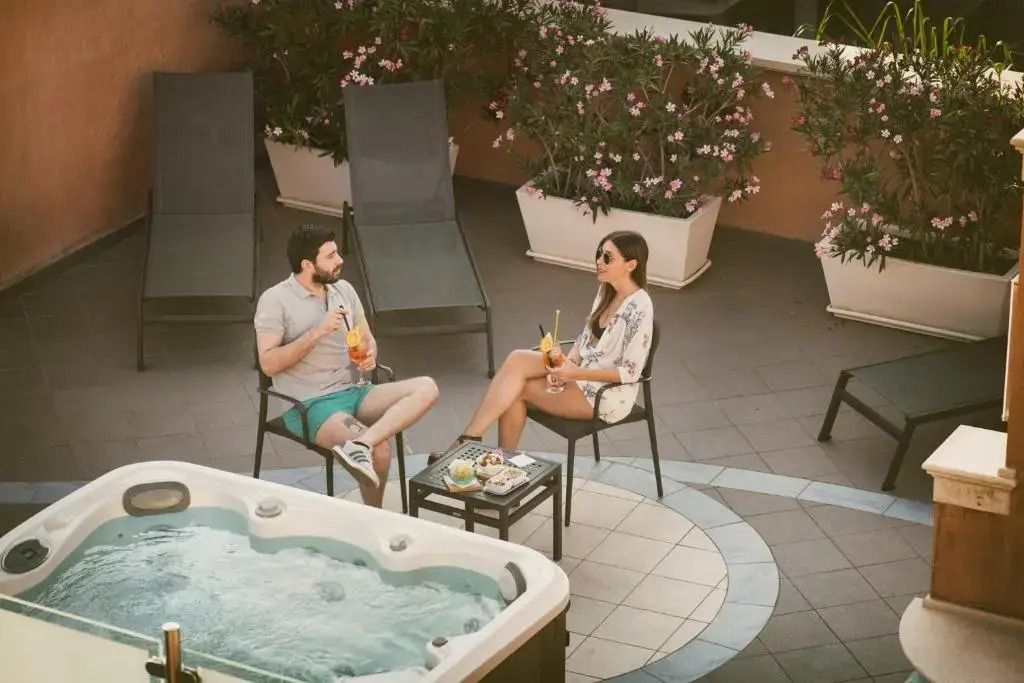 Photo - Artemis Hotel