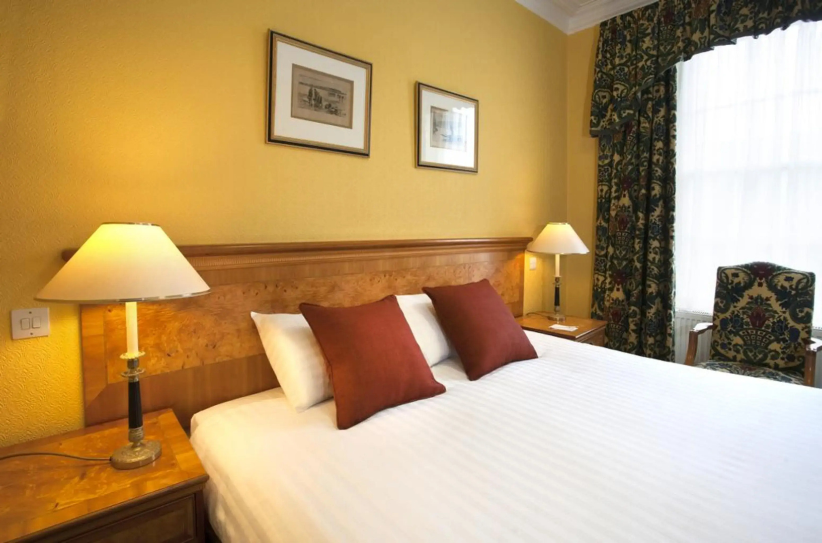 Photo - The Royal Highland Hotel