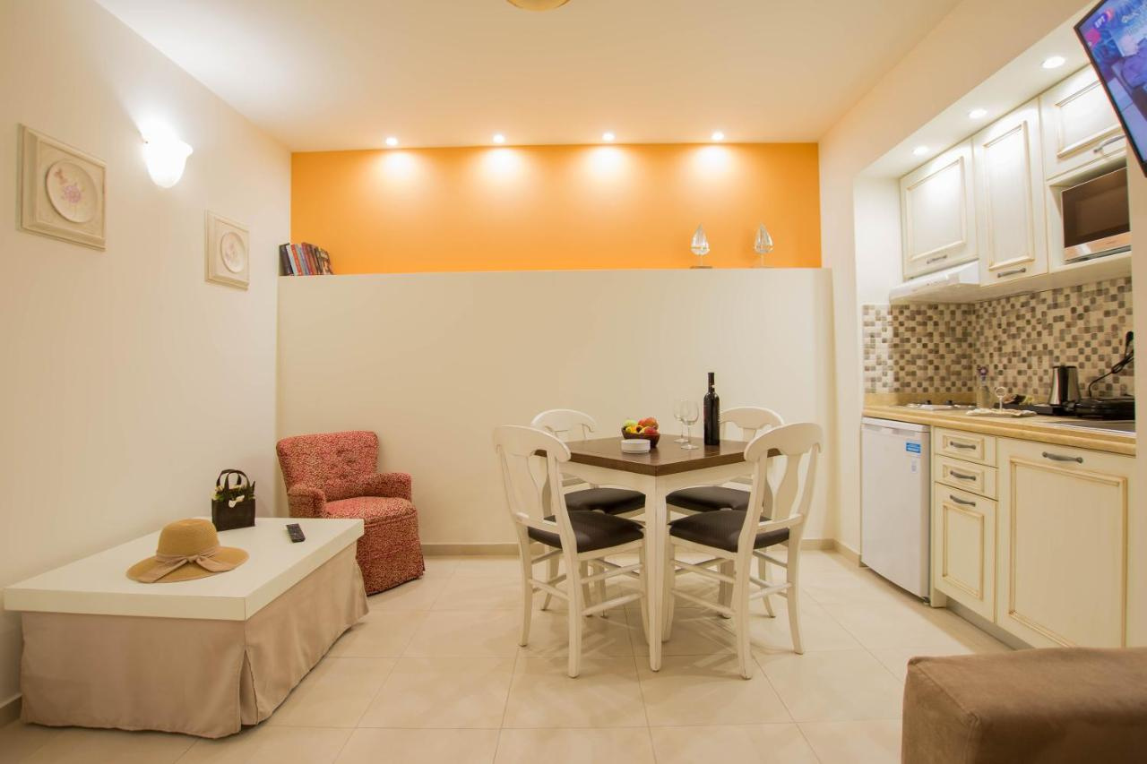 Photo - W Suites Annex by Estia