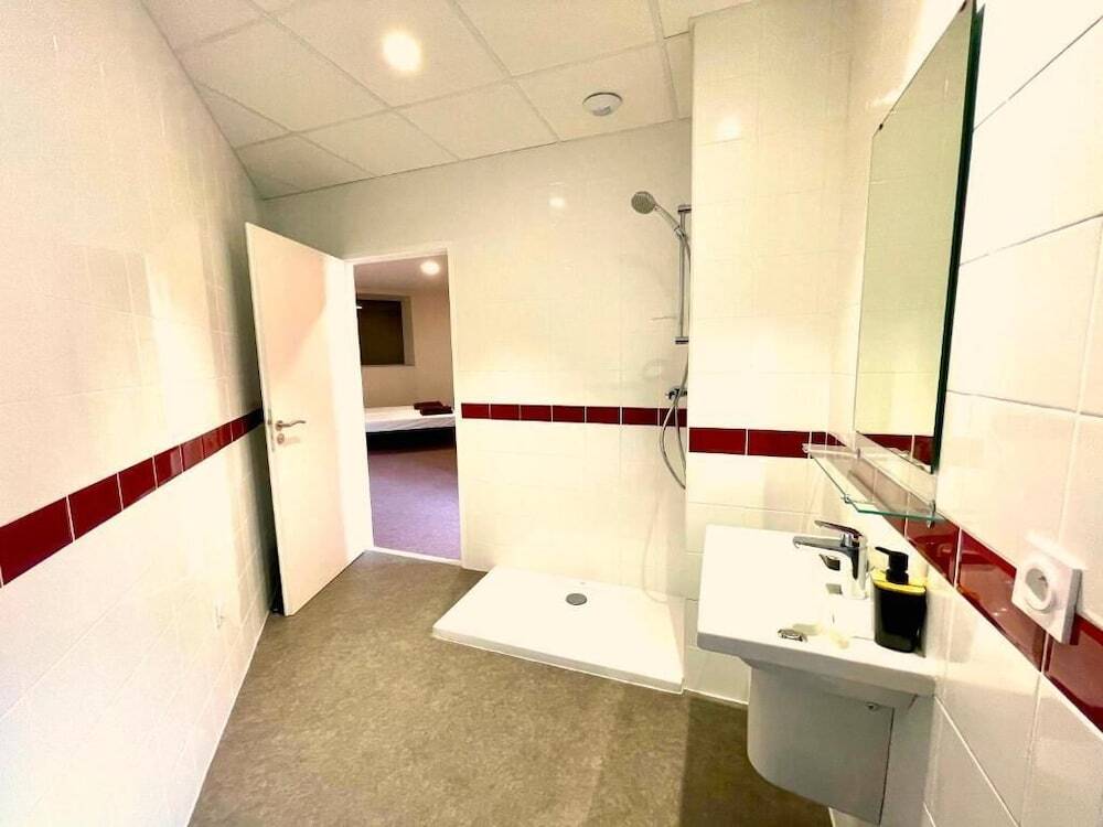 Foto - Hostel Flamingo Nîmes Gare Centre