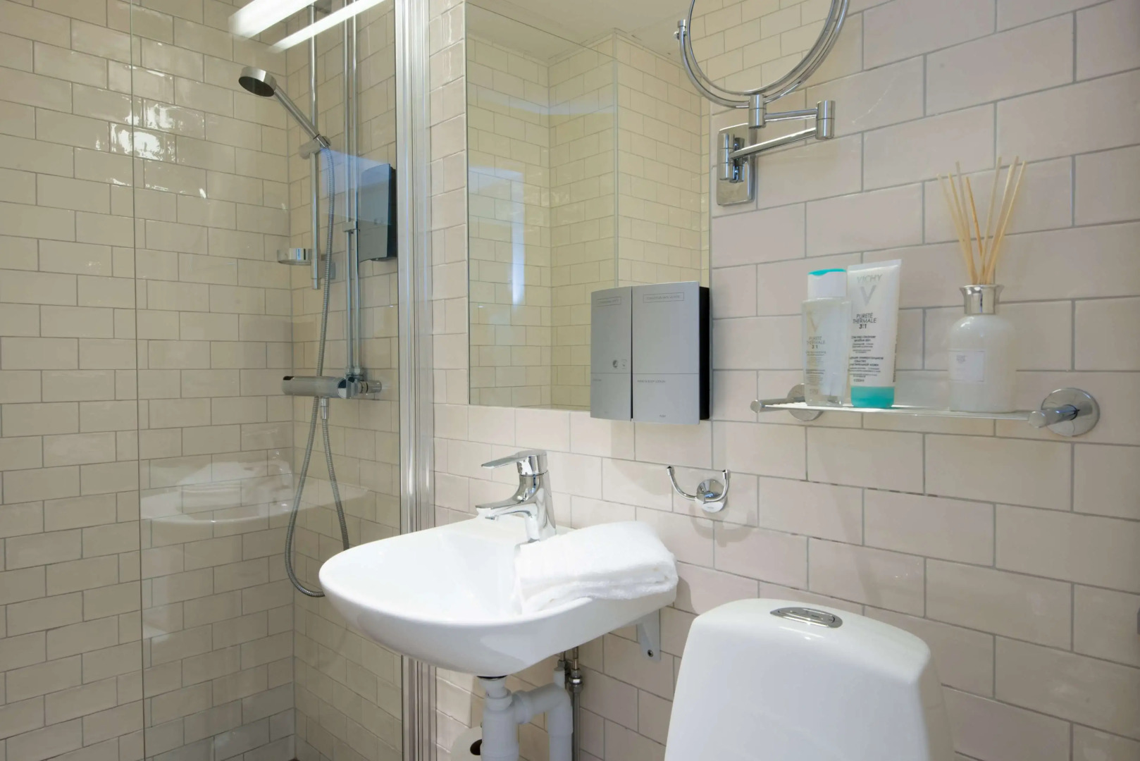 Photo - Best Western Plus Park Airport Hotel