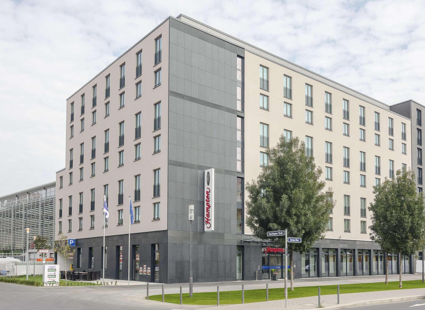 Photo - Hampton by Hilton Frankfurt City Centre