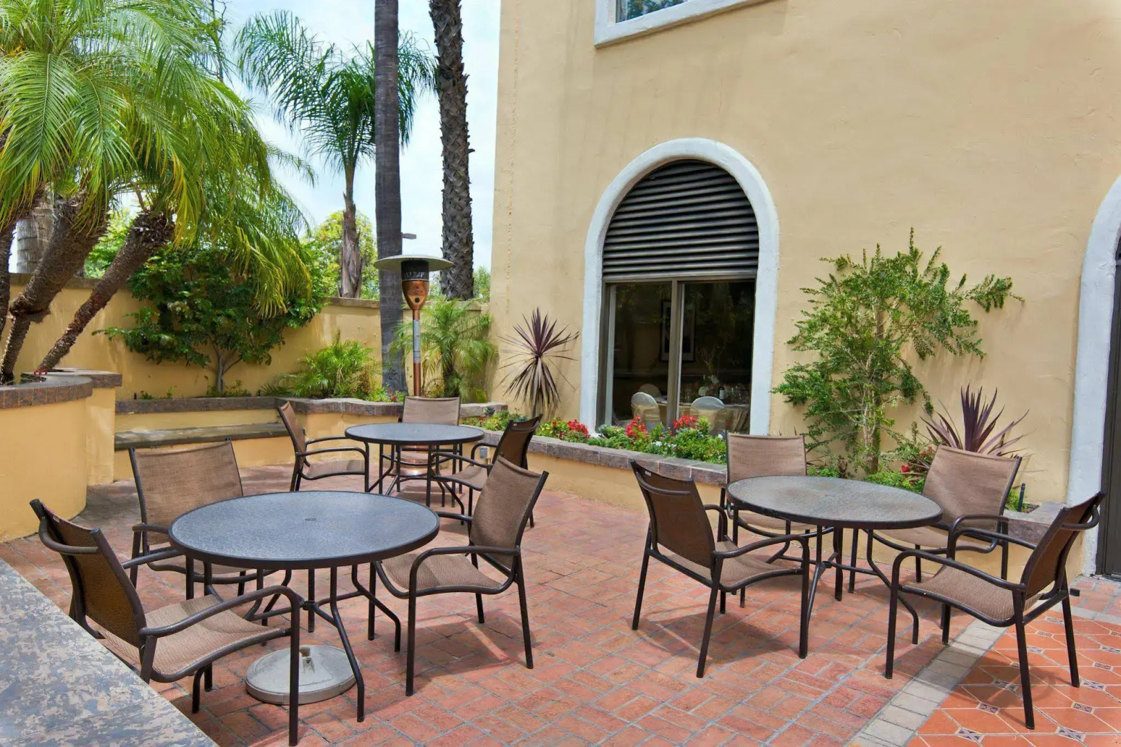 Photo - Embassy Suites by Hilton Los Angeles Downey