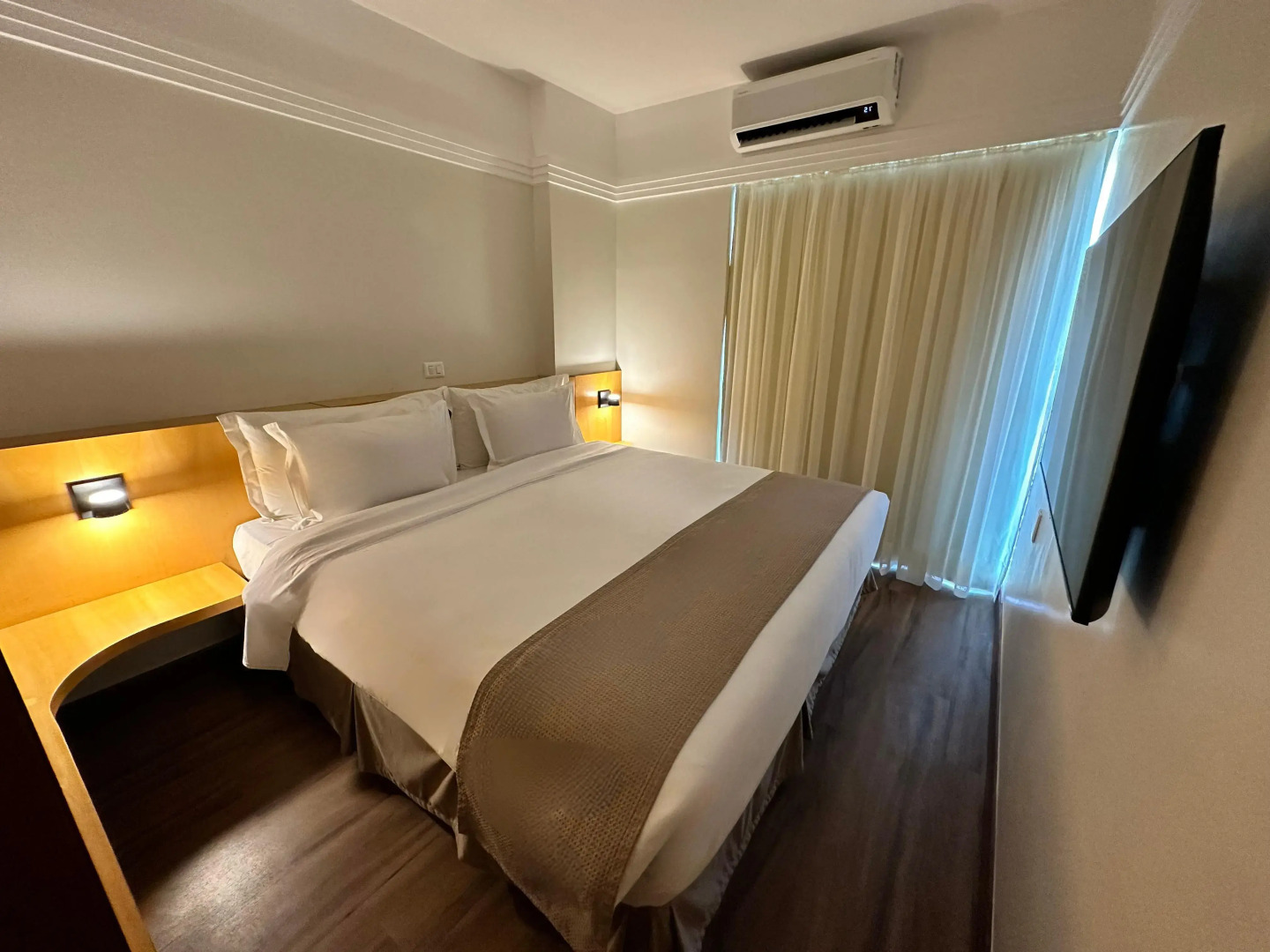 Photo - Manhattan Plaza