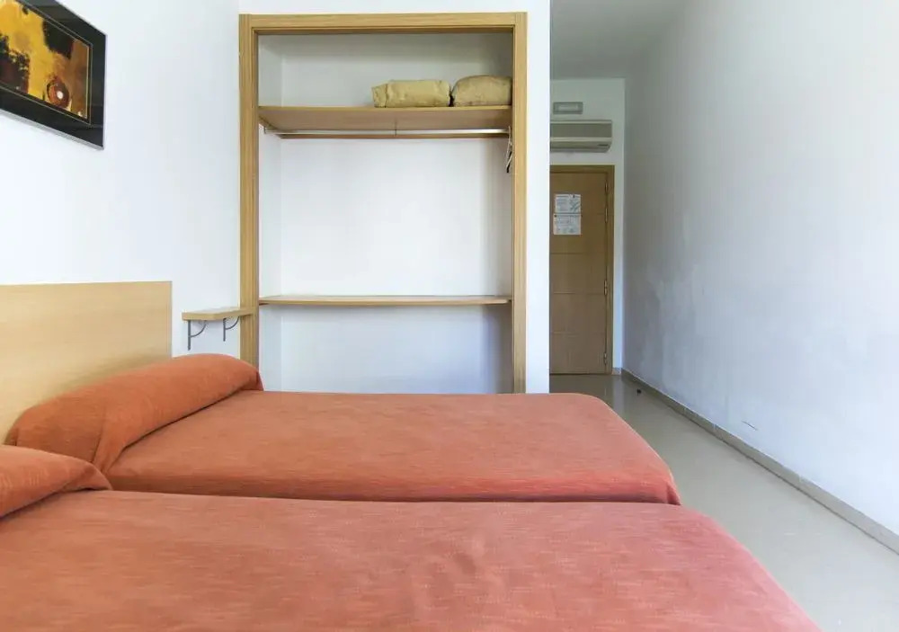 Photo - Albergue Inturjoven Torremolinos