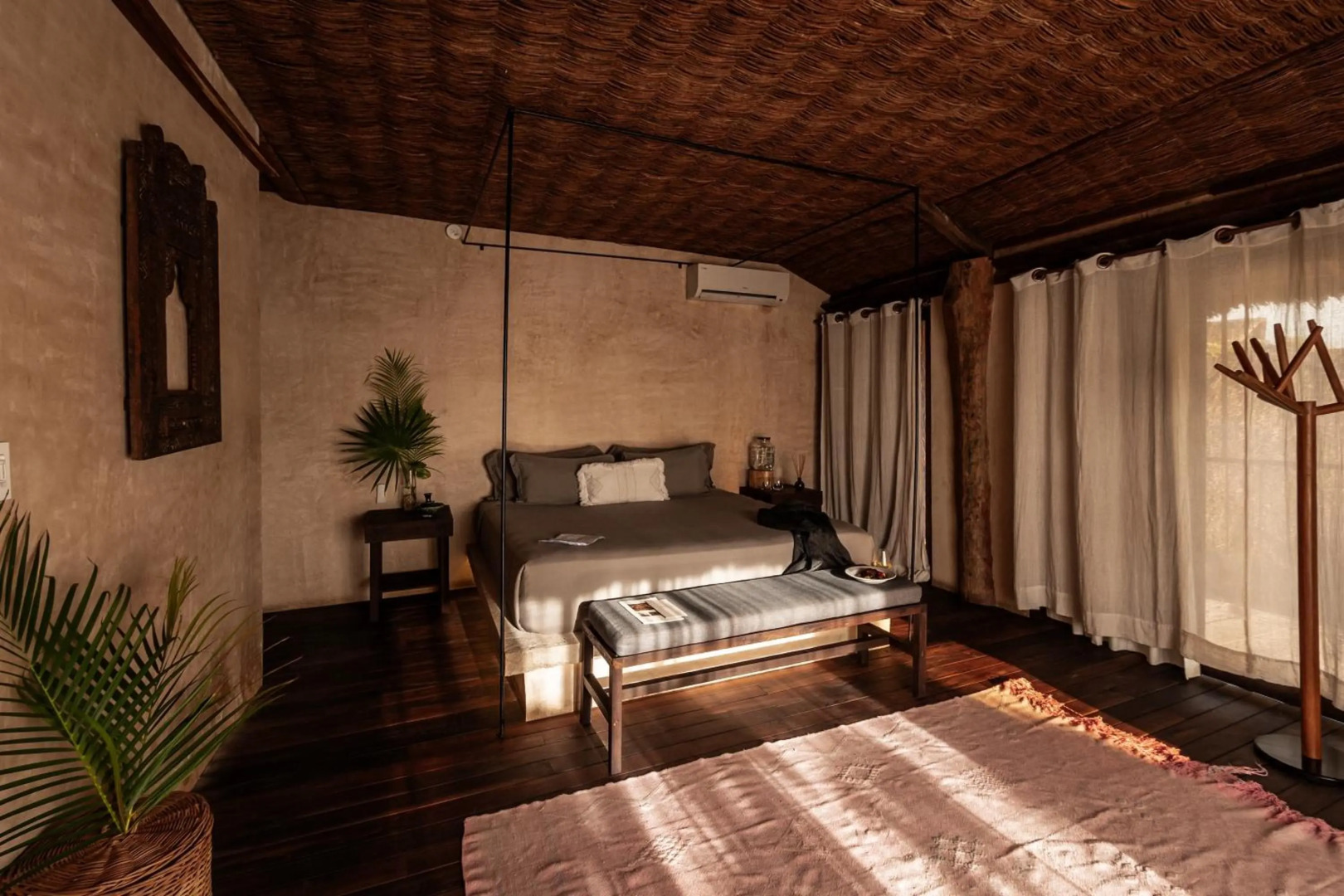 Photo - Radhoo Tulum