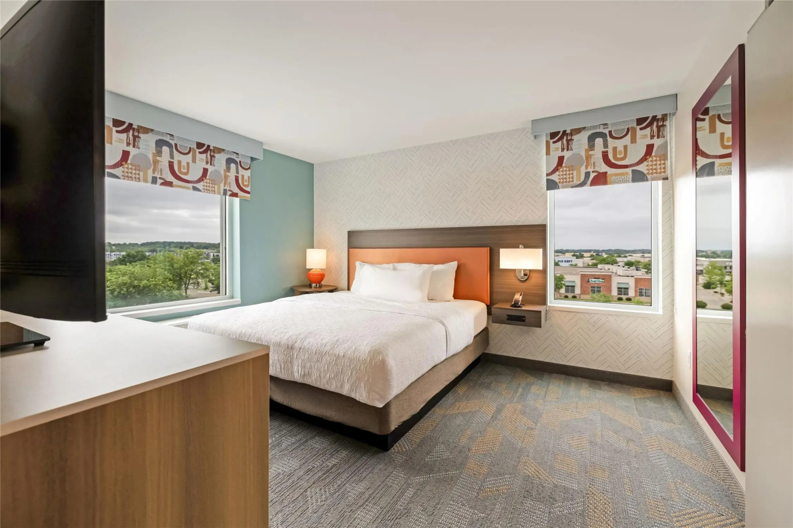 Photo - Home2 Suites By Hilton Madison East