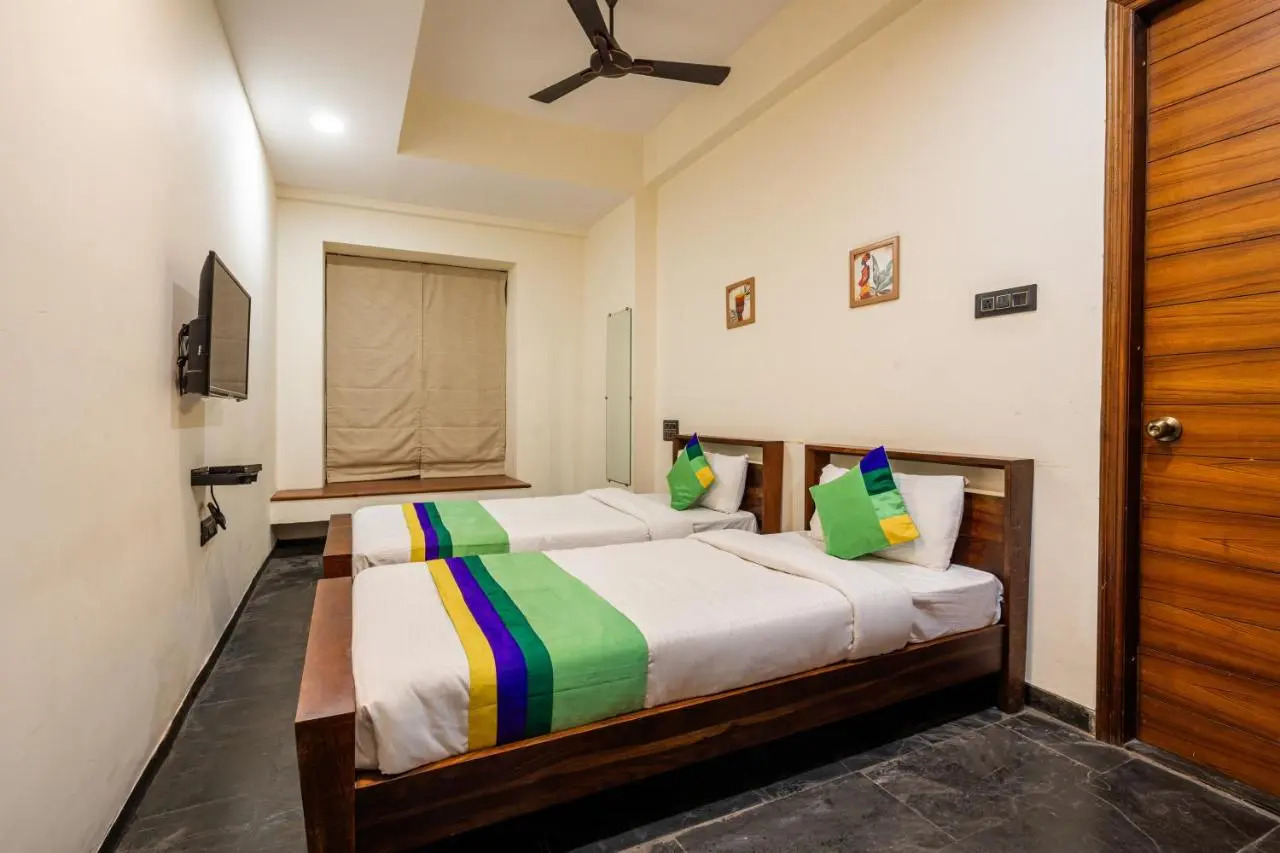 Photo - Treebo Premium The Memoir, Ramdaspeth