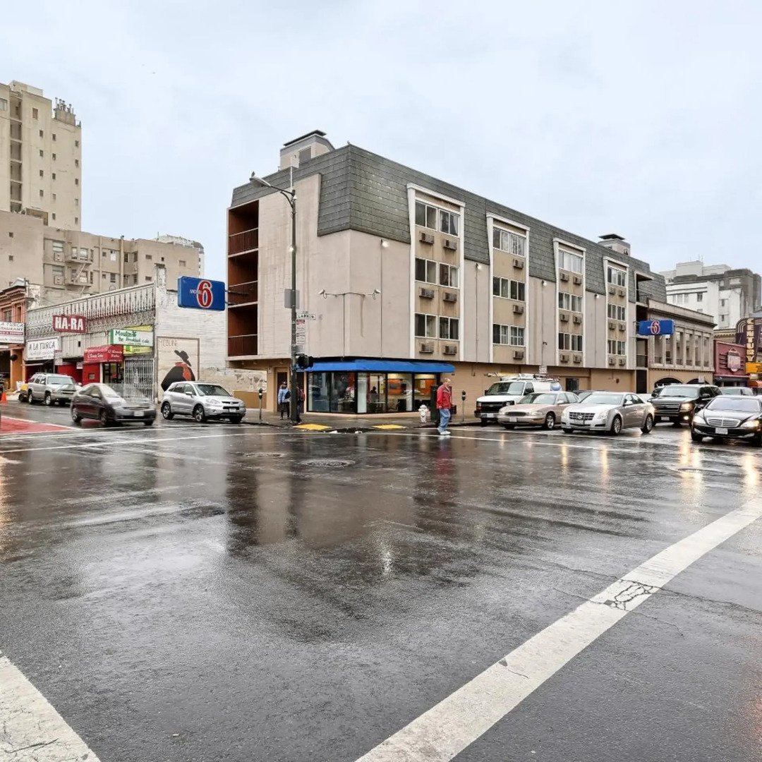 Photo - Cathedral Hill Hotel