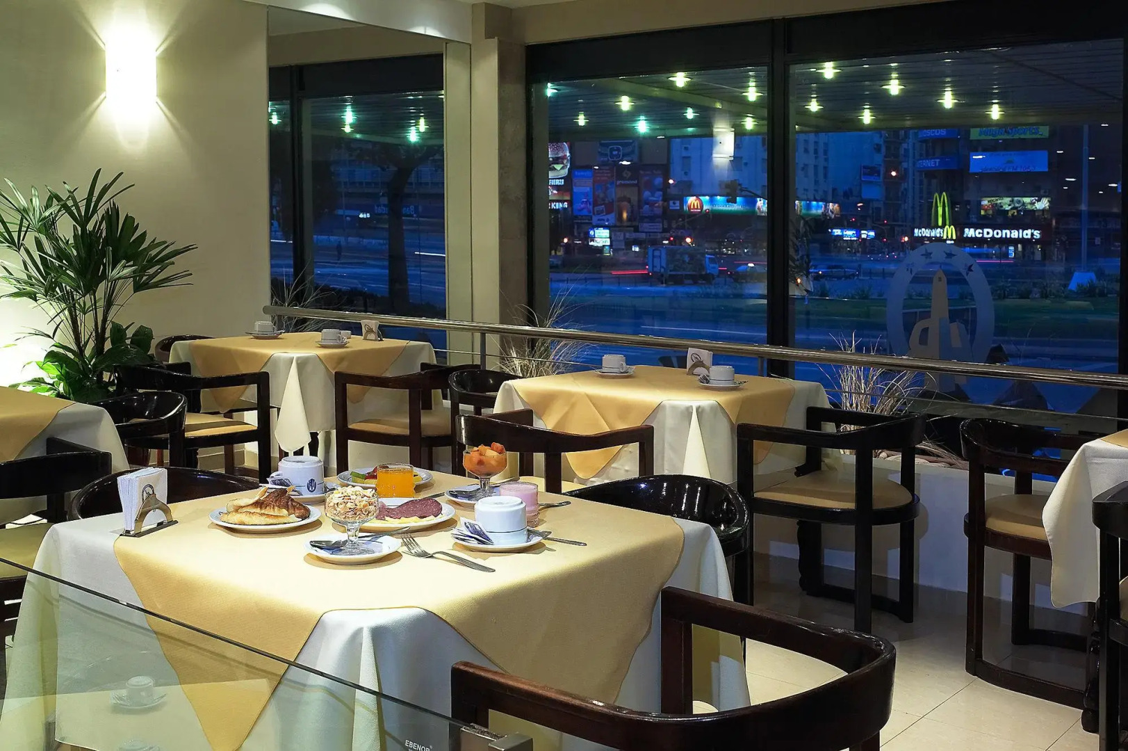 Photo - Globales Republica