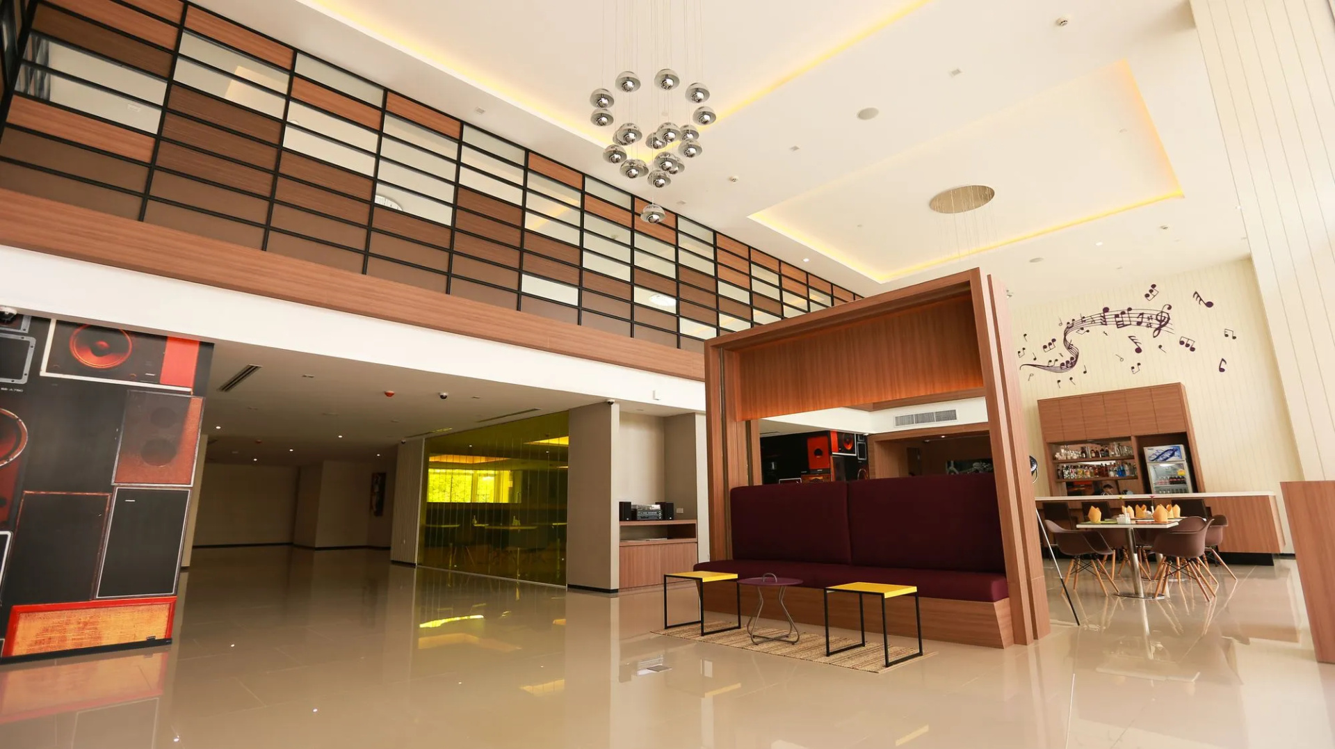 Photo - The Whisper Hotel